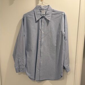 Men’s Brooks Brothers Blue Button down 17” neck, 33” sleeve